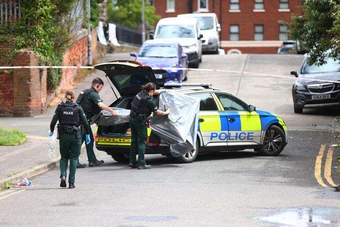451fcc21-3c5d-46fd-847d-6bbf9694da08 Réaction après une agression choquante à Belfast