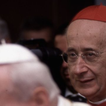 Le décès du cardinal Camillo Ruini : une influence marquante sur la politique italienne