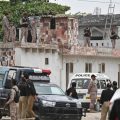 Offensive du Pakistan contre des factions dissidentes des talibans en Afghanistan