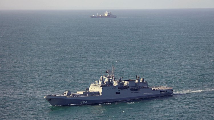 5668514b-fad6-4e6b-bcb9-94d29ac8ed2c Incident en Manche : un navire russe tire des coups de semonce sur un yacht britannique