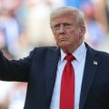 Donald Trump présent au match 3 des Finales NBA