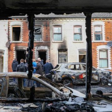 Incidents de violence en Irlande du Nord après une agression au couteau