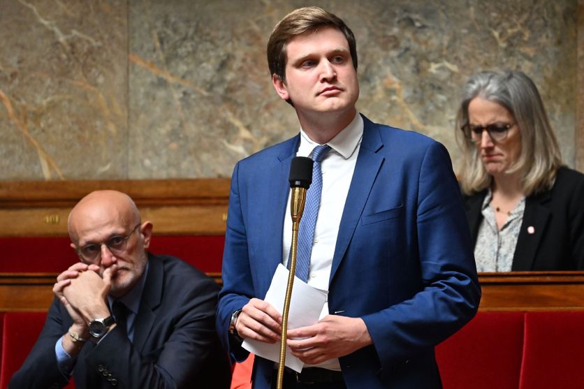 5c1af0ea-da91-4800-a324-561e38fd3d7f Le Parlement prolonge la rétention pour étrangers considérés dangereux