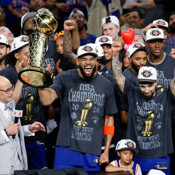 Monaco triomphe en championnat de France de basketball