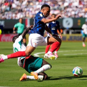 La France remporte son premier match de la Coupe du monde 2026