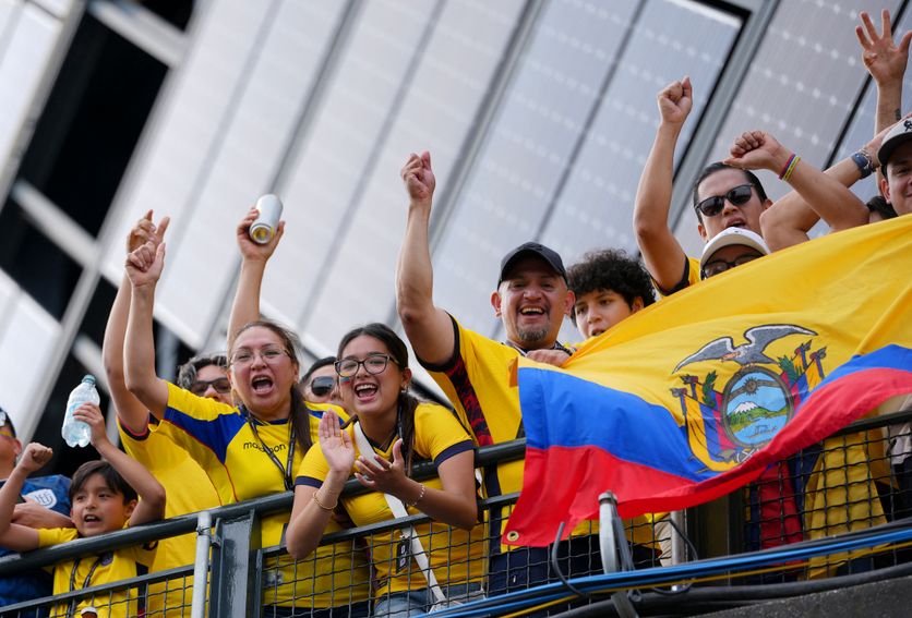 (SP)U.S.-PHILADELPHIA-FOOTBALL-FIFA WORLD CUP-GROUP E-CIV VS ECU L’Équateur et la Coupe du Monde : Une Fierté Collective
