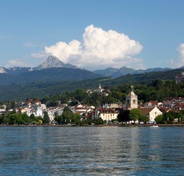 Evian seen from Lake Geneva Mobilisation sécuritaire pour le G7 à Évian