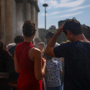 La canicule frappe la France : conséquences et mesures