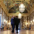 Visite de Donald Trump au château de Versailles et signature d’un accord de paix
