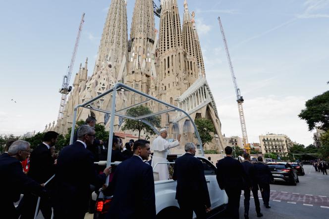 6e02ec02-972c-445e-a2de-69e8fcc701d5 La visite du Pape Léon XIV à la Sagrada Familia : un événement historique