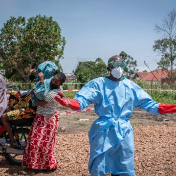 Lutte contre l’épidémie d’Ebola en RDC et en Ouganda