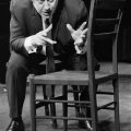 Hommage à Raymond Devos : Un Génie de l’Humour Après 20 Ans