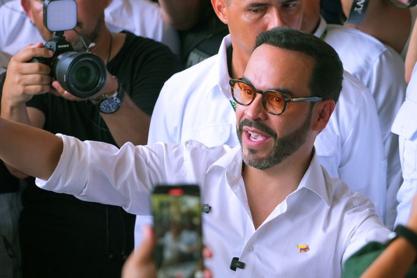 7c9089e0-e7b7-4012-abb7-71424ec2e2e4 Abelardo de la Espriella: Un Impact sur la Politique Colombienne