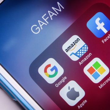 7ca47f15-3786-4809-ba25-1b012071f7a2 Conflit commercial entre les États-Unis et la France sur les taxes numériques