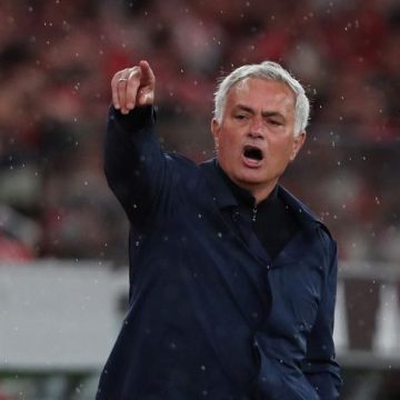 85b29f0c-2c24-4403-a0fb-270120667d27 José Mourinho revient au Real Madrid