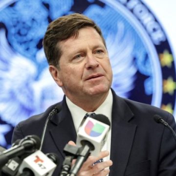 Donald Trump choisit Jay Clayton pour diriger les services de renseignement américains