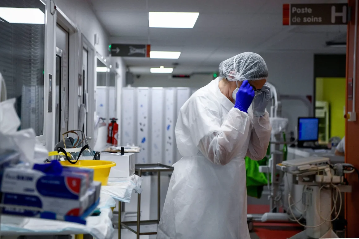 Confinement des passagers du MV Hondius touchés par le hantavirus