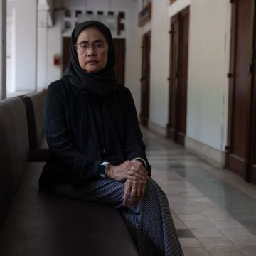 Angkhana Neelapaijit : une voix déterminante pour les droits humains en Thaïlande