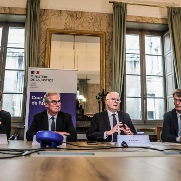 Réexamen des plaintes liées aux enfants : une pression sur les parquets