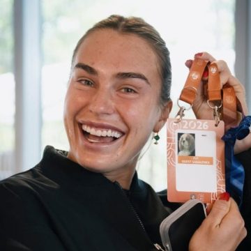 Des chiens compagnons à Roland-Garros : une tendance croissante