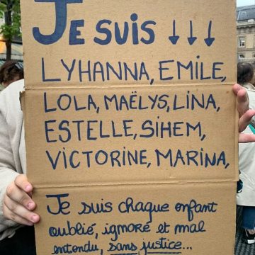 a34b0d86-d36e-46d8-8405-ac670350f119 Manifestation à Paris pour la protection des enfants