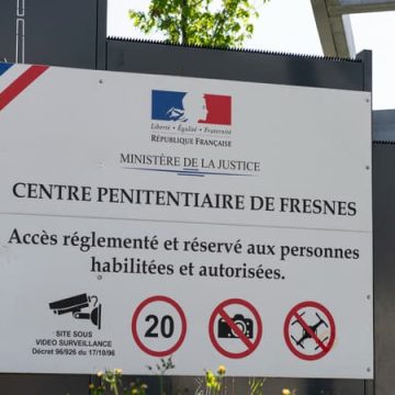 a7663cd0-5d22-4f4d-acd7-0d96d458bc16 Action en justice pour l’accès aux douches en prison durant la canicule