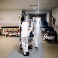 Impact des Canicules sur la Santé Publique en France: Enquête sur les Décès Supplémentaires