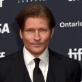Crispin Glover Contre-Attaque en Justice Suite à des Accusations Graves