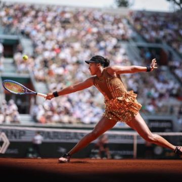 Une nuit inédite à Roland-Garros pour Aryna Sabalenka et Naomi Osaka