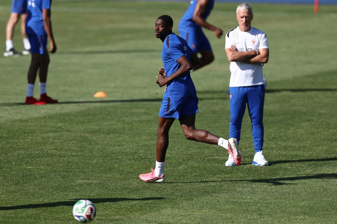 Les Bleus qualifiés pour les 16e de finale de la Coupe du monde après leur victoire contre l’Irak