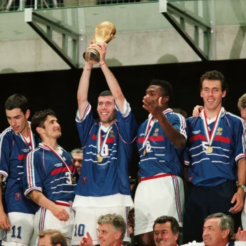 Les Bleus et Leur Histoire : Entre Victories et Enjeux Sociaux