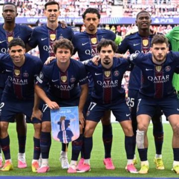 Les joueurs du PSG rendent hommage à la fille de Luis Enrique