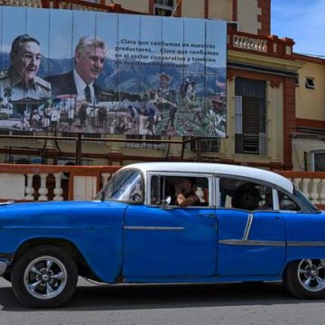 cff3aba0-735f-4129-88d5-8f70eaab7716 Les États-Unis critiquent les réformes économiques de Cuba
