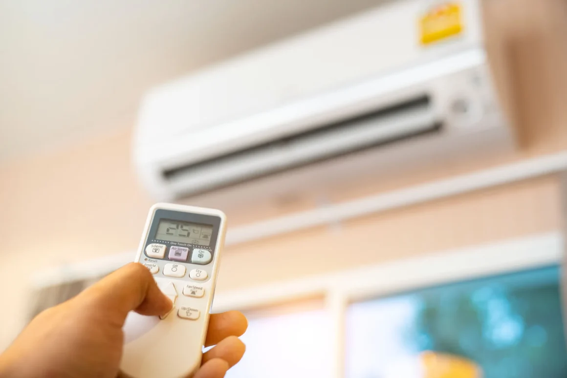 d2a84d5a-c7a5-4dc3-b200-dcee5f24efda Utilisation Sûre et Efficace du Ventilateur par Temps Chaud