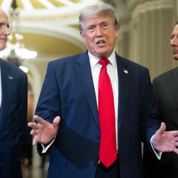La tension au Capitole illustrée par les manœuvres de Trump