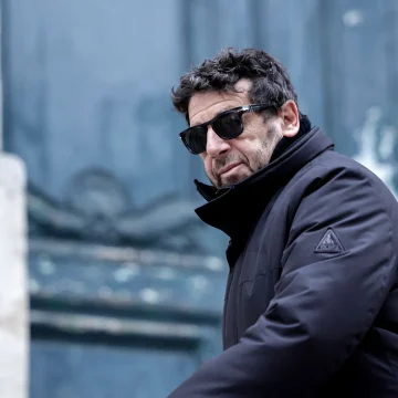 e49786ca-d6da-4f2b-b920-4def9e4190f2 L’effondrement rapide de Patrick Bruel face aux accusations de violences sexuelles