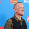 Tom Hanks révèle la surprise musicale de Taylor Swift dans «Toy Story 5»