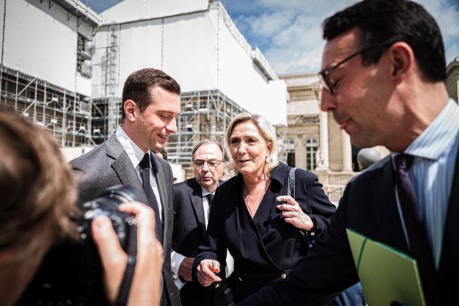 fe717ed2-8e59-41a2-8791-afec828ee488 Tensions au sein du Rassemblement national : Bardella face à Le Pen