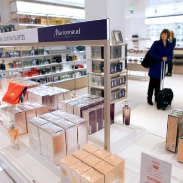 03a03692-d00f-4fe9-a09a-fe9c77454728 Le marché des cosmétiques et de la parfumerie en France : enjeux et perspectives