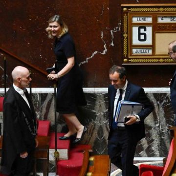 Sébastien Lecornu envisage un budget pour 2027 malgré les risques