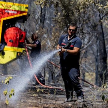 064fc8d8-8bc7-402a-afa2-2c41831223b3 Incendie dans le Var : Le feu de Gros Bessillon maîtrisé