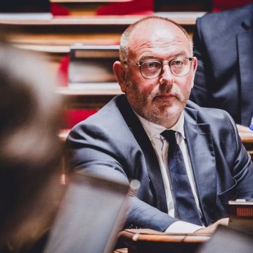 Adaptation de la loi d&rsquo;urgence agricole: tensions politiques et environnementales