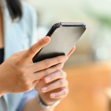 Les comportements impolis dans les messageries selon les Français