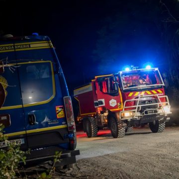 Les incendies en forêt de Fontainebleau et à Toronto