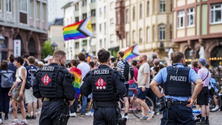 0d5eed05-fc17-42cc-88bd-406562b12a3e Importante Opération Policière à Berlin Suite à une Attaque