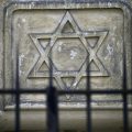 Vol antisémite de rouleaux de la Torah à Levallois-Perret