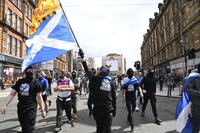 20dbfee5-96c9-4aa7-bdd9-182f04c95b92 Manifestations contre l’immigration à Glasgow