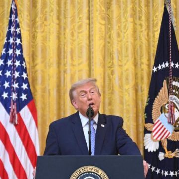 Donald Trump persiste dans ses accusations infondées sur l’élection de 2020