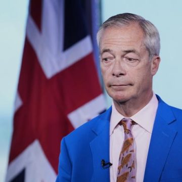 230135b6-6579-4628-a66e-756ebb7c5adc Nigel Farage Annonce Sa Démission et Sa Candidature à Une Élection Partielle