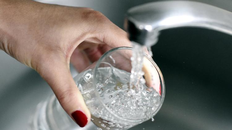 23163022-99a6-4b7b-a9f6-9562145f86f8 Scénarios de dépollution de l’eau potable : coûts et enjeux